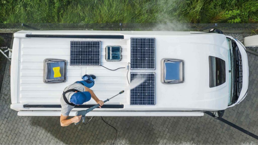 Beitragsbild: Solar am Wohnmobil